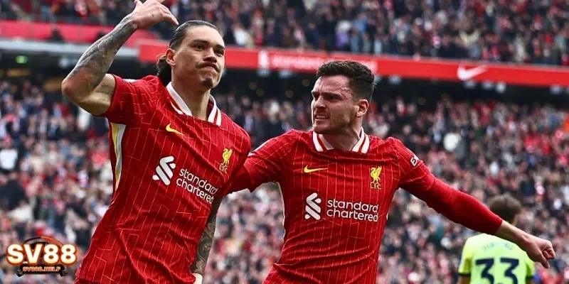 Đánh giá các yếu tố về đội hình và phong độ của đội bóng